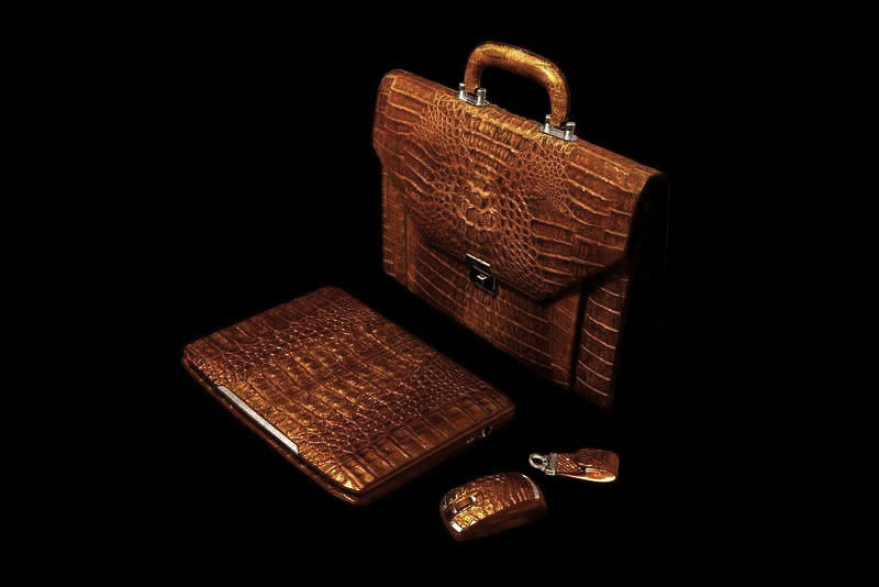 MJ - Unique Crocodile Laptop, Leather Bag, Luxury Mouse & VIP USB Flash Drive from Columbian Cayman & Gold (Crocodile Skin). 