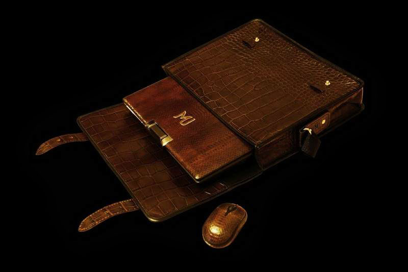 MJ - Laptop Gold Sea Snake Limited Edition with Crocodile Notebook Bag & Luxury Mouse